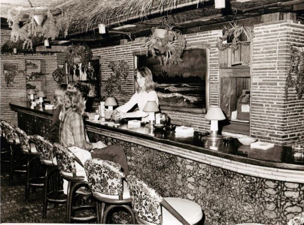 The Plantation, Moline